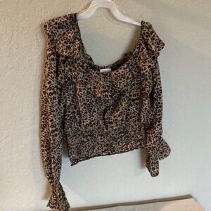 Better Be Leopard Print Long Sleeve Top Size M – Like New